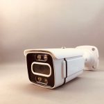 دوربین ip بولت میکرفن دار وارم لایت 4mp-p305 lens 3.6